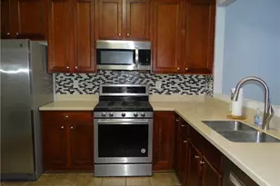 1374 Bellsmith Dr, Roswell, GA 30076 - Photo 10