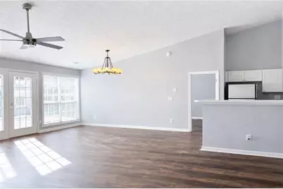 2140 Racquet Club Circle, Lawrenceville, GA 30043 - Photo 2