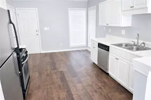 2140 Racquet Club Circle, Lawrenceville, GA 30043 - Photo 6