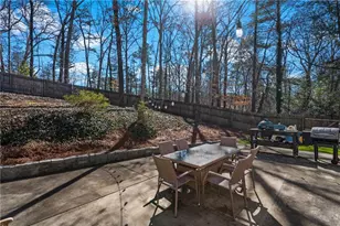 365 Earlston Dr, Atlanta, GA 30328 - Photo 36