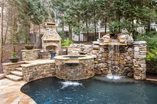 525 Glengate Cove, Atlanta, GA 30328 - Photo 94