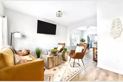 56 Holly Road NW, Atlanta, GA 30314 - Photo 2