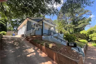 954 Byron Dr SW, Atlanta, GA 30310 - Photo 1