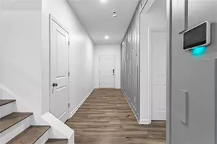 909 Prudence Dr, Lawrenceville, GA 30045 - Photo 10