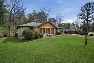 1006 Burnt Hickory Dr SW, Atlanta, GA 30311 - Photo 1