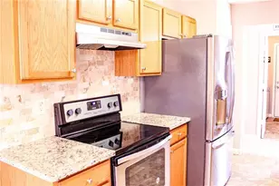 4445 Scotland Ct, Snellville, GA 30039 - Photo 10