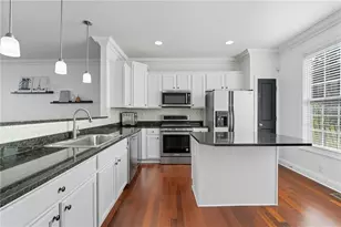 5747 Pine Oak Dr, Peachtree Corners, GA 30092 - Photo 8