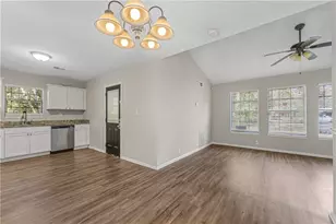 3511 Misty Valley Rd, Decatur, GA 30032 - Photo 8