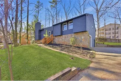 8991 Laurel Drive, Douglasville, GA 30135 - Photo 4