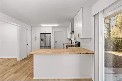 3993 Brookcrest Circle, Decatur, GA 30032 - Photo 8