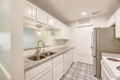 529 Warm Springs Circle, Roswell, GA 30075 - Photo 6