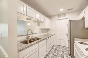 529 Warm Springs Cir, Roswell, GA 30075 - Photo 6