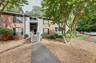 529 Warm Springs Cir, Roswell, GA 30075 - Photo 16
