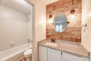 529 Warm Springs Cir, Roswell, GA 30075 - Photo 2