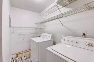 529 Warm Springs Cir, Roswell, GA 30075 - Photo 16