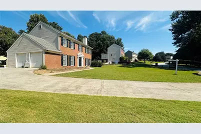 1391 Warrenton Hunt, Lawrenceville, GA 30043 - Photo 4