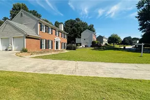 1391 Warrenton Hunt, Lawrenceville, GA 30043 - Photo 4