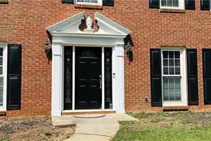 1391 Warrenton Hunt, Lawrenceville, GA 30043 - Photo 2