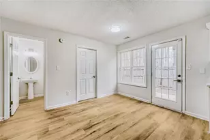 5835 Raventree Ct, Atlanta, GA 30349 - Photo 4