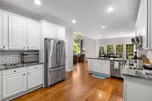 1028 Longwood Dr, Woodstock, GA 30189 - Photo 10