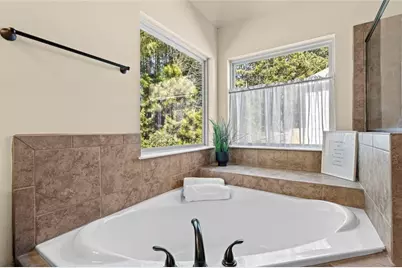 1092 Park Hollow Lane, Lawrenceville, GA 30043 - Photo 30