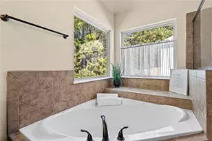 1092 Park Hollow Ln, Lawrenceville, GA 30043 - Photo 30