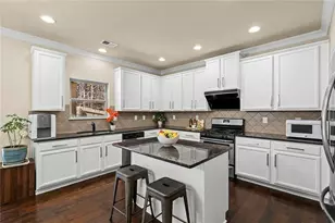 1092 Park Hollow Ln, Lawrenceville, GA 30043 - Photo 16