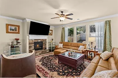 1092 Park Hollow Lane, Lawrenceville, GA 30043 - Photo 10