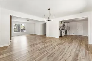 8859 Thomas Rd, Jonesboro, GA 30238 - Photo 10