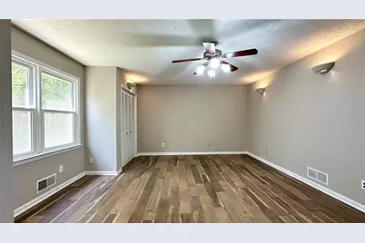 300 Timber Laurel Lane, Lawrenceville, GA 30043 - Photo 12