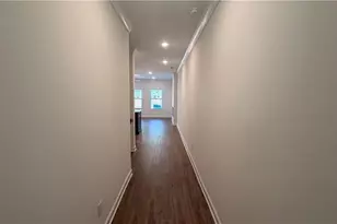 903 Agate Ln, Lawrenceville, GA 30043 - Photo 2