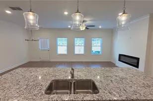 903 Agate Ln, Lawrenceville, GA 30043 - Photo 6