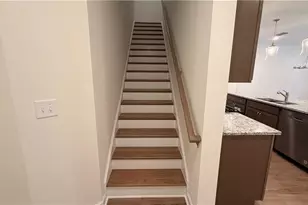 903 Agate Ln, Lawrenceville, GA 30043 - Photo 8