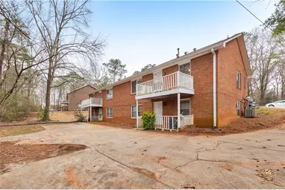 145 Hunters Lane, Fayetteville, GA 30215 - Photo 2