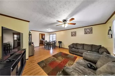 145 Hunters Lane, Fayetteville, GA 30215 - Photo 4