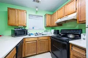 1045 Rock Creek Ln, Norcross, GA 30093 - Photo 10