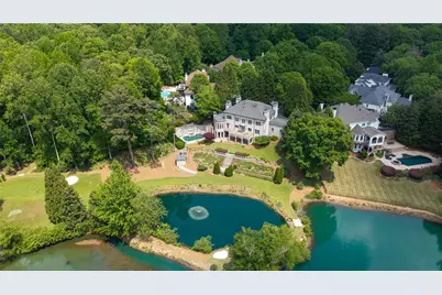 745 Brookwoods Trace, Atlanta, GA 30342 - Photo 2