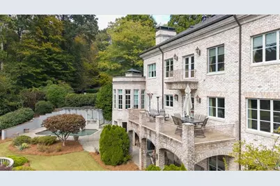 745 Brookwoods Trace, Atlanta, GA 30342 - Photo 4