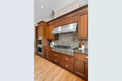 745 Brookwoods Trace, Atlanta, GA 30342 - Photo 12