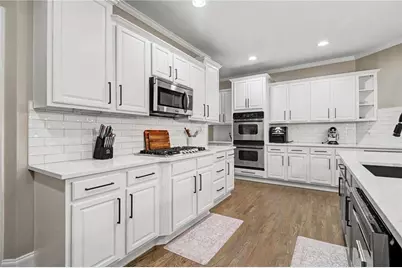 845 Saint Marks Walk, Suwanee, GA 30024 - Photo 16