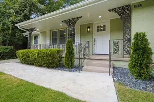 1903 S Columbia Pl, Decatur, GA 30032 - Photo 4