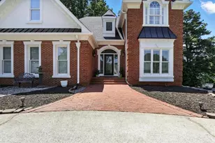 2845 Burgundy Dr, Cumming, GA 30041 - Photo 4