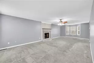 200 Riverbrook Ct, McDonough, GA 30252 - Photo 4