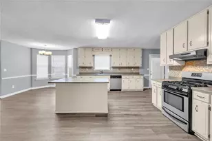 200 Riverbrook Ct, McDonough, GA 30252 - Photo 12