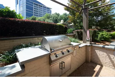 3334 Peachtree Road NE #1711, Atlanta, GA 30326 - Photo 12