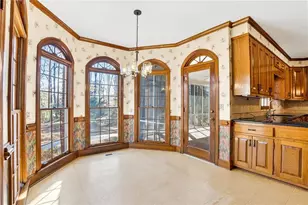 12145 Brookfield Club Dr, Roswell, GA 30075 - Photo 4