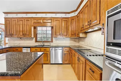 12145 Brookfield Club Drive, Roswell, GA 30075 - Photo 12