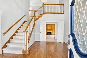 12145 Brookfield Club Dr, Roswell, GA 30075 - Photo 2