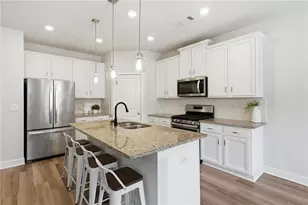 207 Meadows Ct, Woodstock, GA 30189 - Photo 4