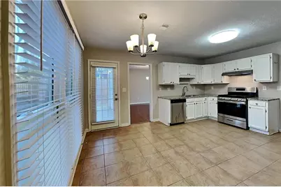 4880 Camberbridge Drive, Alpharetta, GA 30022 - Photo 4